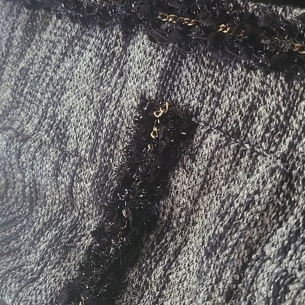 Blazer - Picture 3 of 3